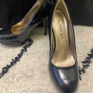 Black Madden Girl Pumps